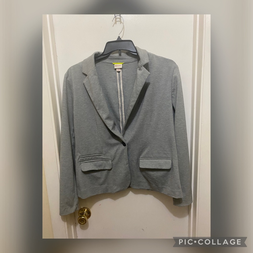 Merona Gray Blazer with Notched Lapels and Relaxed Fit